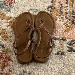 Xappeal women brown beach sandals size: 7 or 8